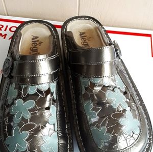 Alegria Seville Leather Floral Comfort clogs